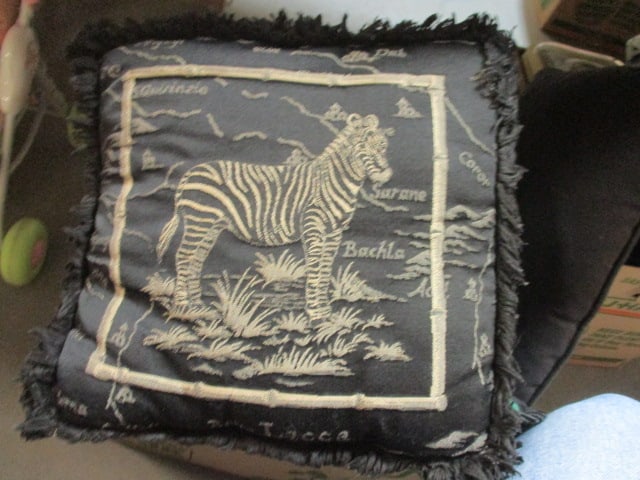 Animal Themed Throw Pillows Grouping - 3