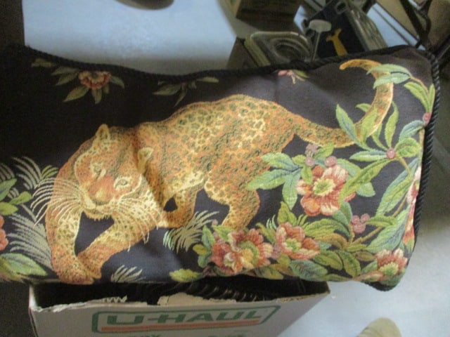 Animal Themed Throw Pillows Grouping - 4