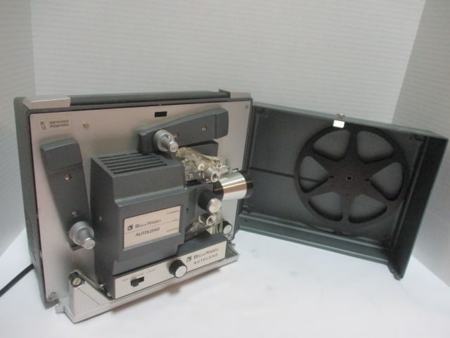 Bell & Howell Autoload Projector: Powers on, light & motor runs