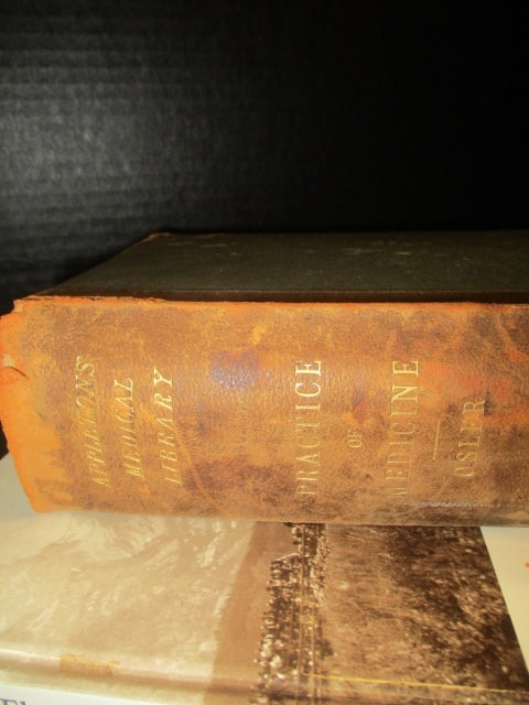 Books-The Principles and Practice of Medicine 1900, Gray's - 3