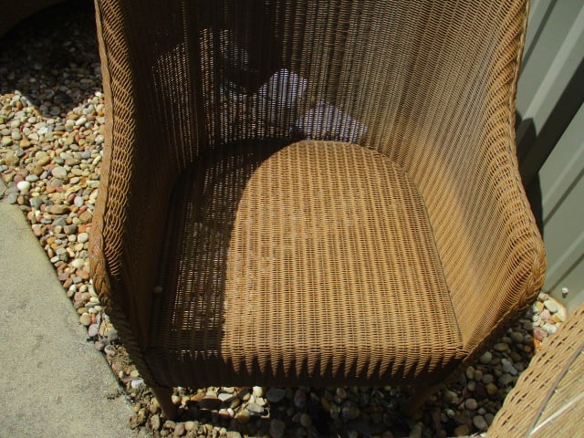 Lloyd Loom Woven Resing Indoor/Outdoor Round Table and Pair of Barrel Back Arm Chairs - 9