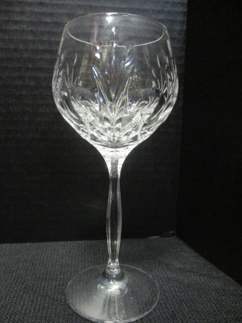 Four Noritake "Rothschild" Crystal Wine Stems - 3