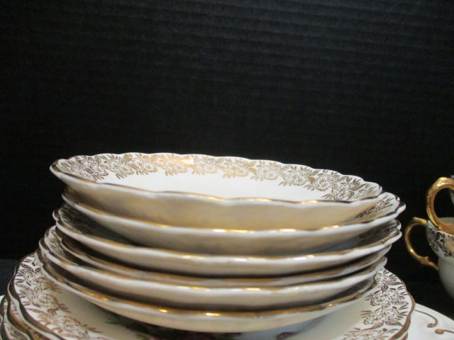 21 Pieces of Rosina Bone China Tea & Biscuit Set - 6