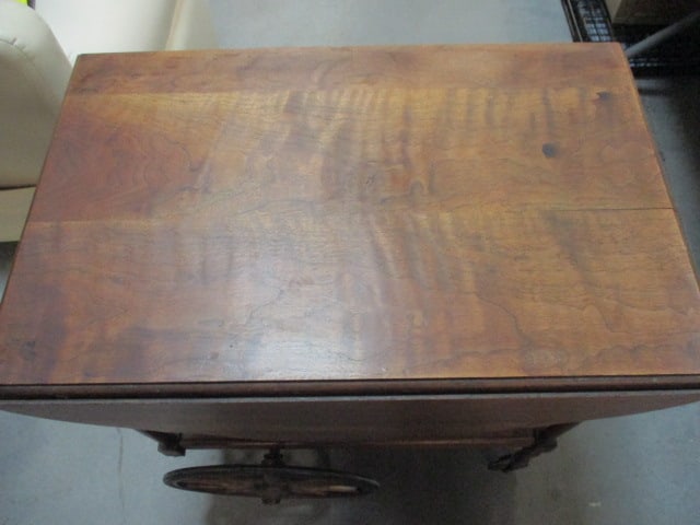 Vintage Drop Side Mahogany Tea Cart with Removable Glass Serving Tray - 3