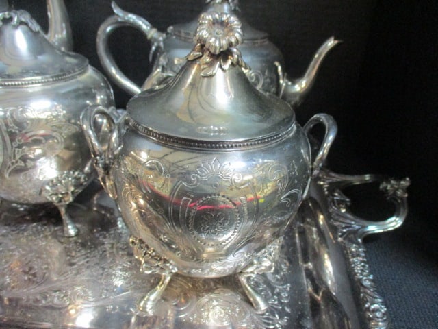 Elegant Wilcox Britannia Co. Victorian 6 Piece Silverplated Coffee/Tea Service - 2