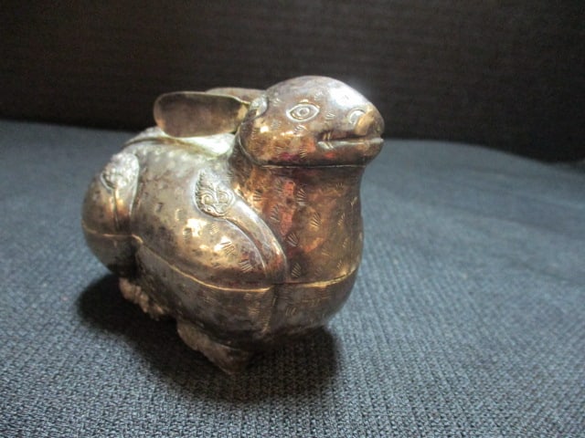 Embossed Rabbit Trinket Box Possibly Sterling Silver (1 of 6)