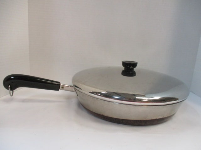 Revere Ware Copper Bottom Stainless 12" Skillet with Lid: .