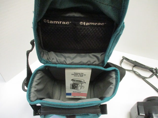 Ricoh Shotmaster Zoom 105 Plus 35mm Camera with Tamrac Carry Case - 6