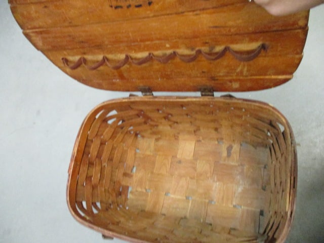Vintage Split Oak Picnic Basket with Wood Slat Lid - 4
