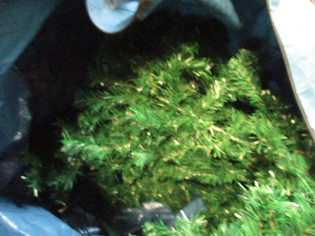 Artificial Christmas Tree in Storage Bag - 4
