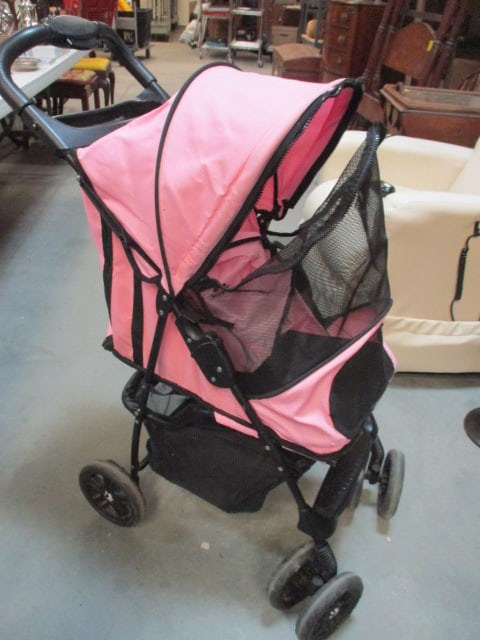 Pink Pet Gear Folding Pet Stroller (1 of 5)