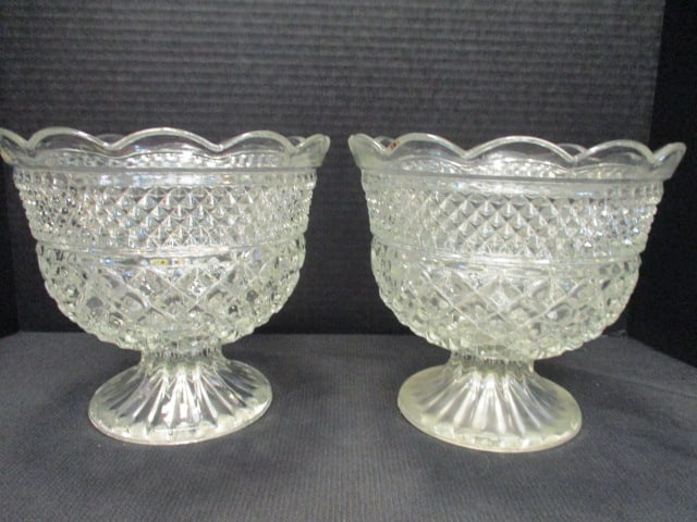 Pair of Diamond Point Clear Footed Centerpiece Bowls: 7 3/4"dia x 7"h