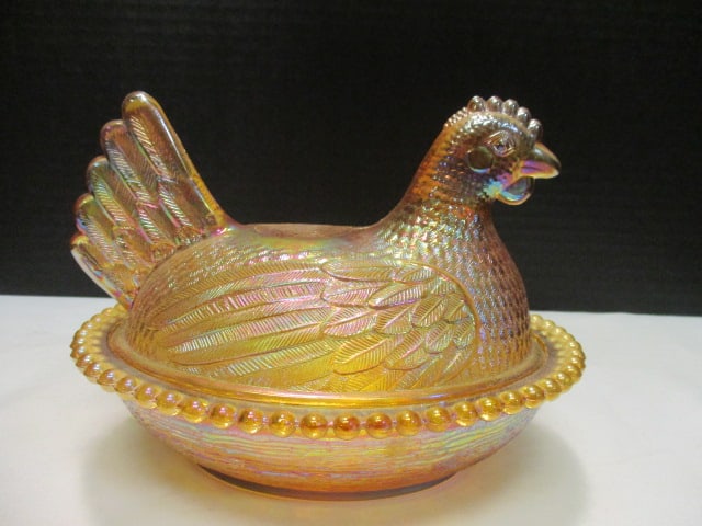Glass Marigold Iridescent Hen on Nest Dish: 5 1/4"h