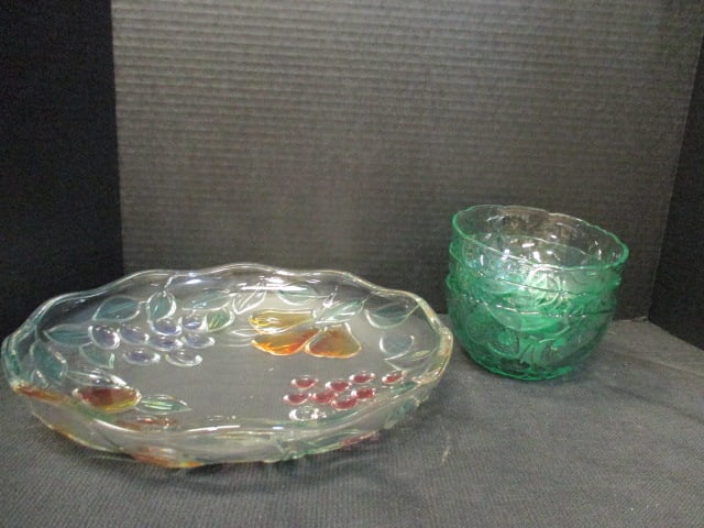 Colorful Fruit Design Bowl and Three Green Glass Fruit Bowls (1 of 6)