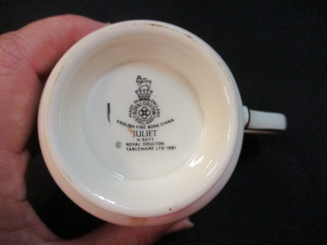 Eight Royal Doulton "Juliet" Bone China Tea Cups - 7