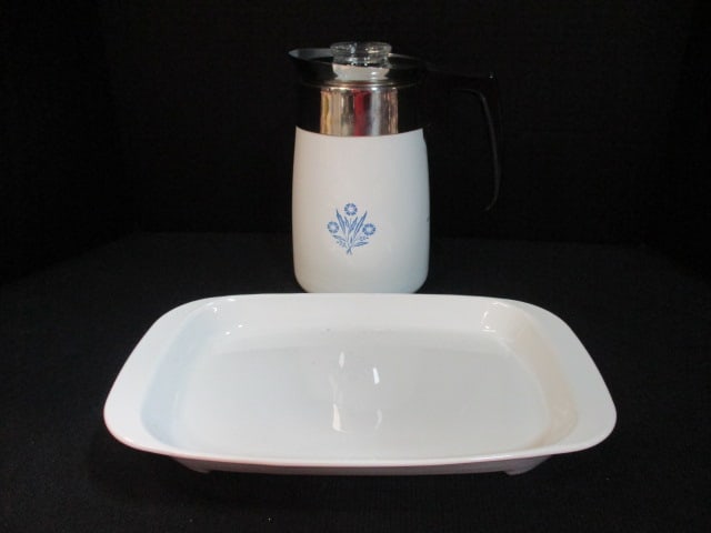 Corning Ware Blue Cornflower 6 Cup Stove Top Coffee Pot and Microwave Browning Grill (1 of 7)