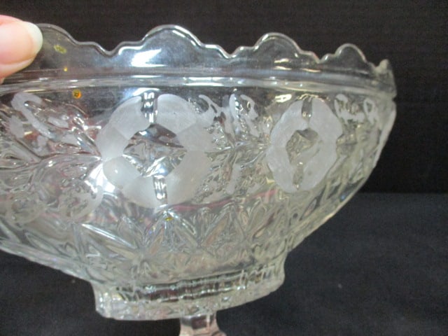 Crystal Footed Pedestal Centerpiece/Fruit Bowl and Round Bowl - 8