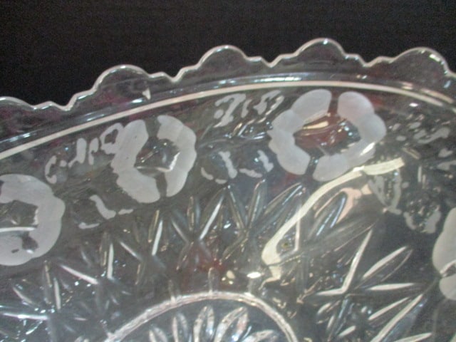 Crystal Footed Pedestal Centerpiece/Fruit Bowl and Round Bowl - 9