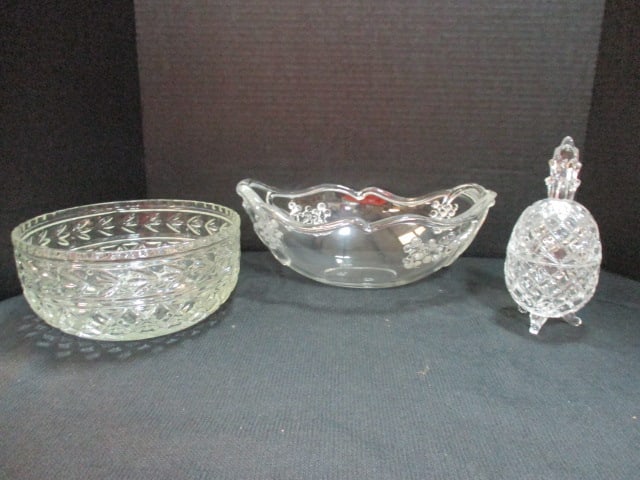 Crystal Centerpiece Bowls and Pineapple Candy Dish: .