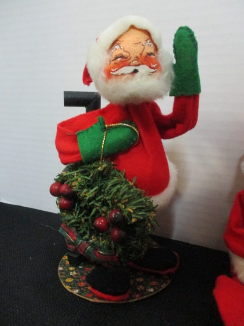 Two Vintage Annalee Santa and Mrs. Claus Dolls - 2