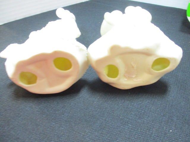 Santa Claus Figures, Wreath Night Light, Two Spode Christmas Tree Ashtrays, - 16