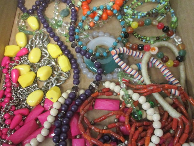 Colorful Beaded Fashion Necklaces and Bracelets - 3
