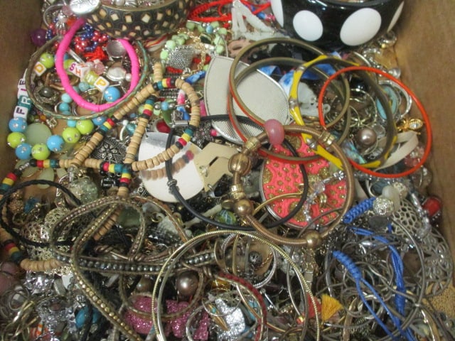 Large Grouping of Fashion Earrings Necklaces and Bracelets - 3