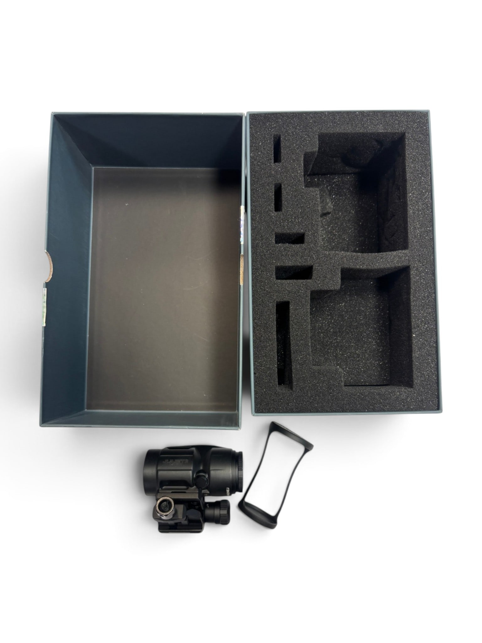 Sig Sauer JULIET3-MICRO 3x22 Magnifier with Flip-To-Side Mount in Box - #SORJ72001 - 7