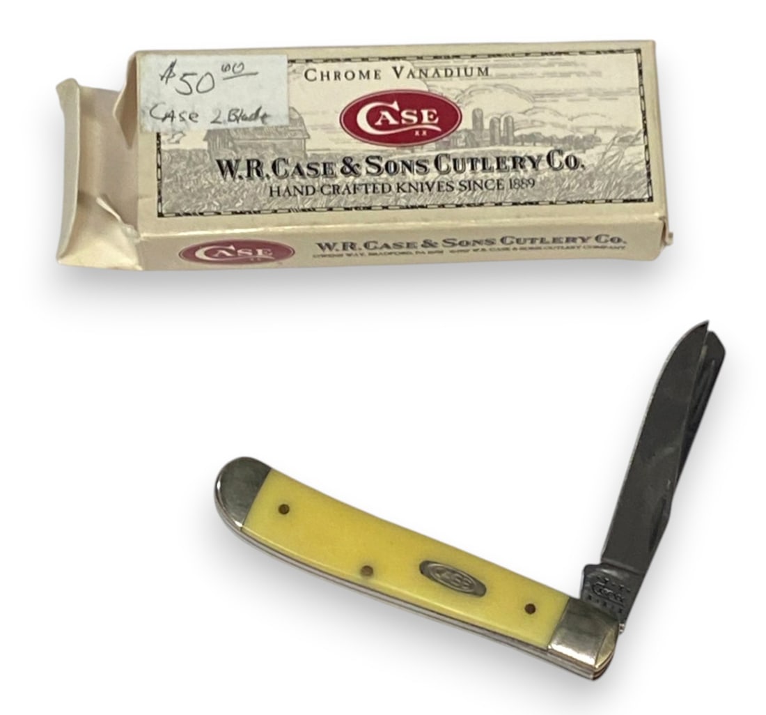 Case XX Item 3207 CV Two-Blade Pocket Knife with Non-Matching Box with Paperwork: See Photo(s)