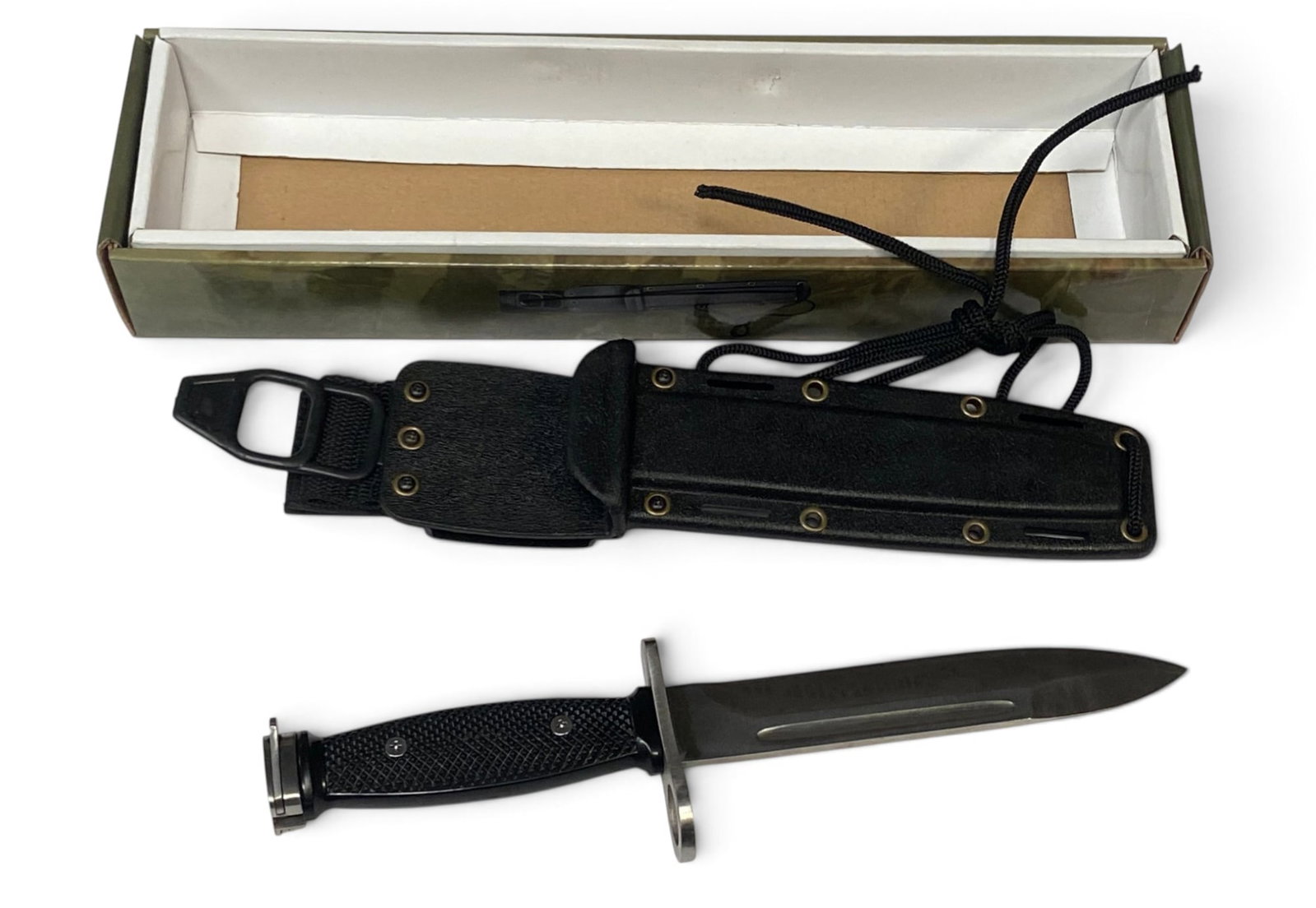Fixed Blade Knife with Sheath in Box: See Photo(s)