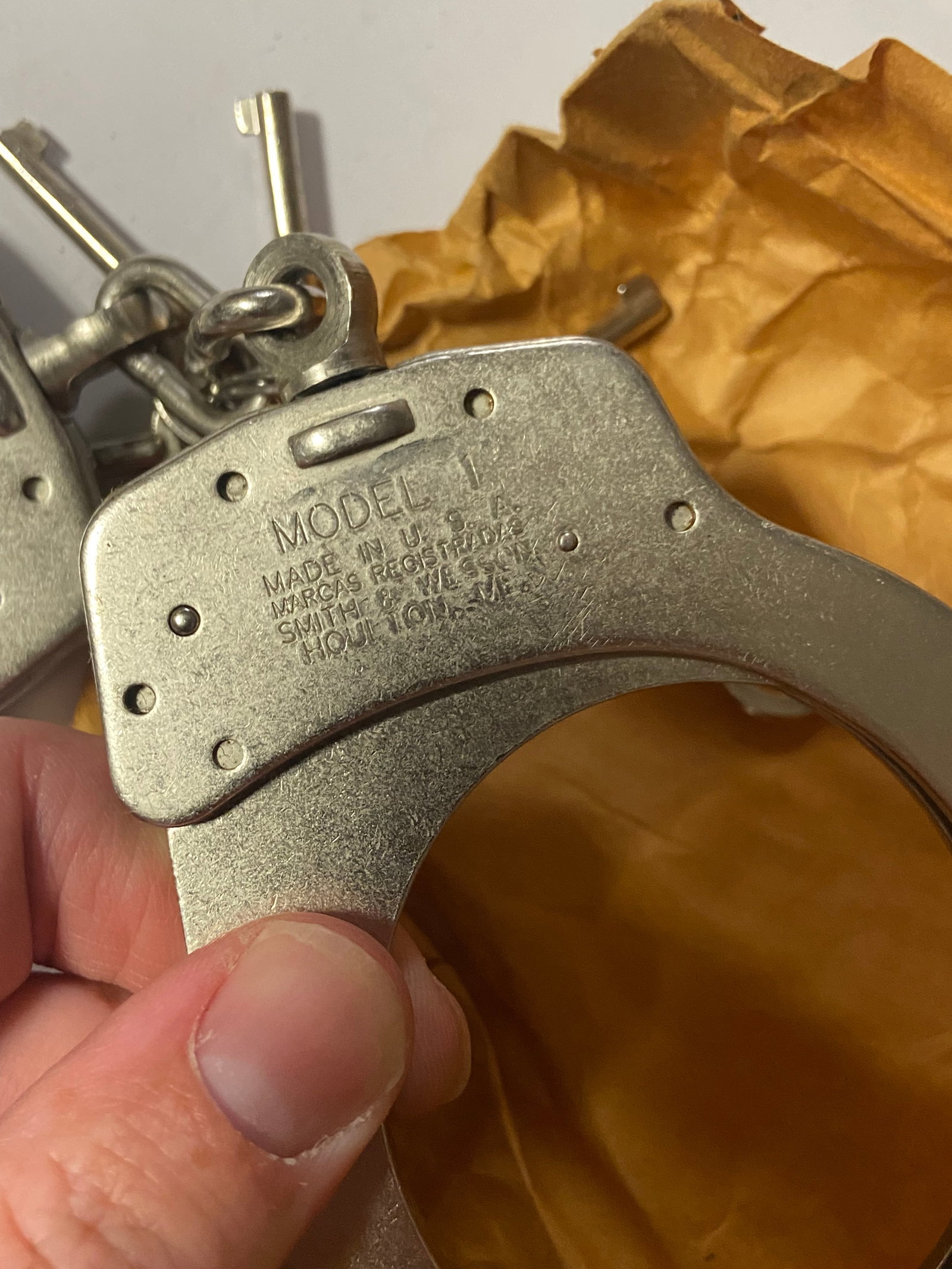 Vintage NOS Smith & Wesson Model 1 Nickel Handcuffs in Box with Keys - 5