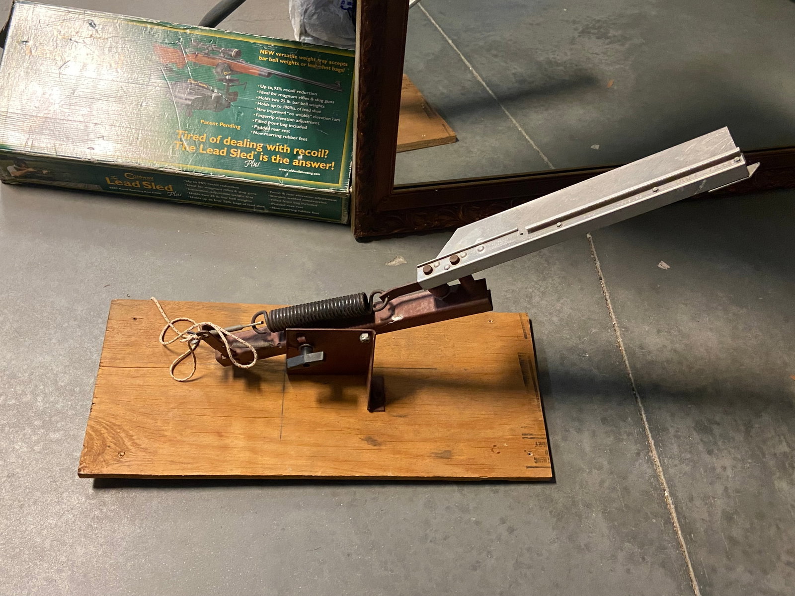 Trius Products Manual Clay Pigeon Trap (skeet thrower) on Board -LOCAL PICKUP ONLY-: LOCAL PICKUP ONLY, NO SHIPPING!