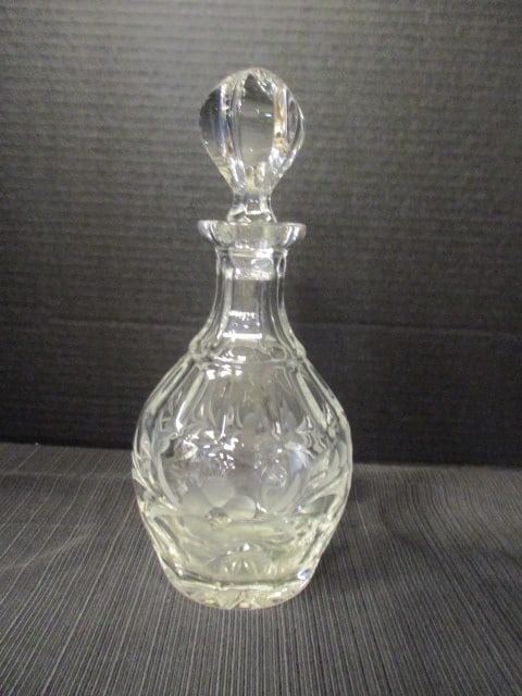 Vintage Gorham "Spring Meadows" Crystal Decanter: 11 1/2"