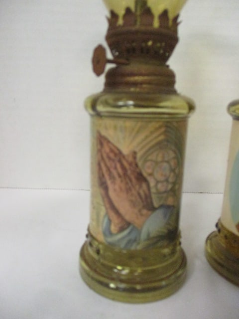 3 Vintage Chap Stick Co. Religious Miniature Oil Lamps - Made in Hong Kong - 2