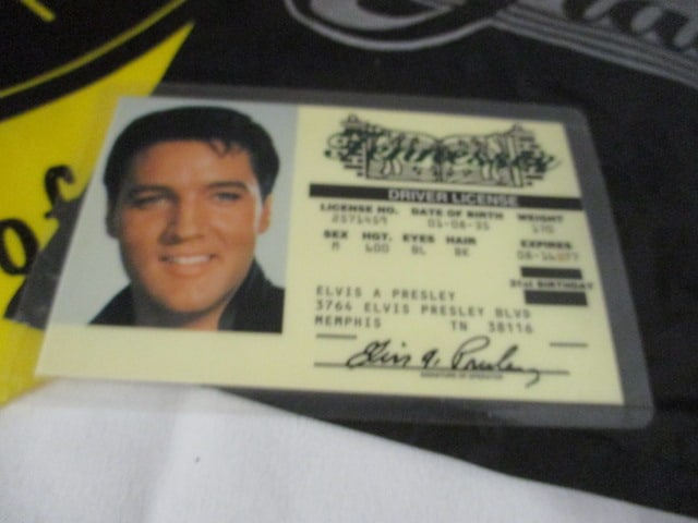 Vintage Elvis Lot - Driver's License, Graceland Bag, Sun Records, Bag, and - 2