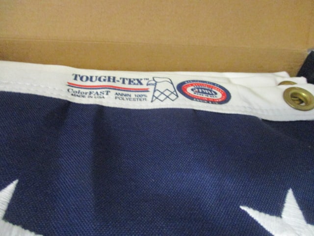 Annin Tough Tex Color Fast Cloth USA Flag in Box, Flag Factory 3' x 5' USA Flag - 6
