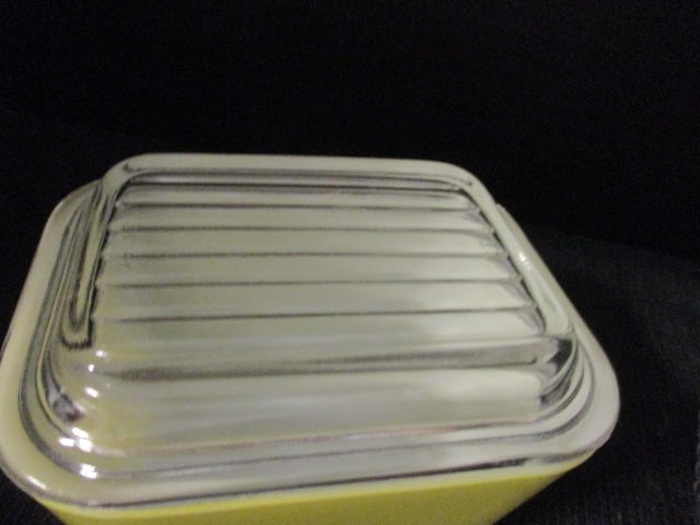 Vintage Pyrex Yellow Small Refrigerator Box and Clear Square Refrigerator Box - 6