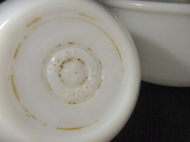 Lot of Vintage White Milk Glass Mixing Bowls - 12