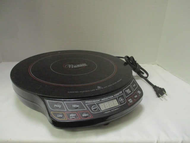 Precision NuWave Induction Cooktop: powers on
