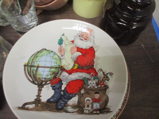 Table Lot - Glasses, Plates, Christmas, Cups, Mixing Bowl, Candles, Vases, etc. - 2