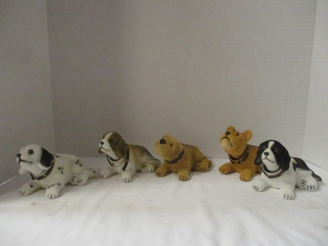 Collection of 5 Bobble-Head Dog Figurines: .