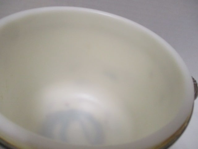 Vintage International Silver Co. Silverplated Ice Bucket - 4