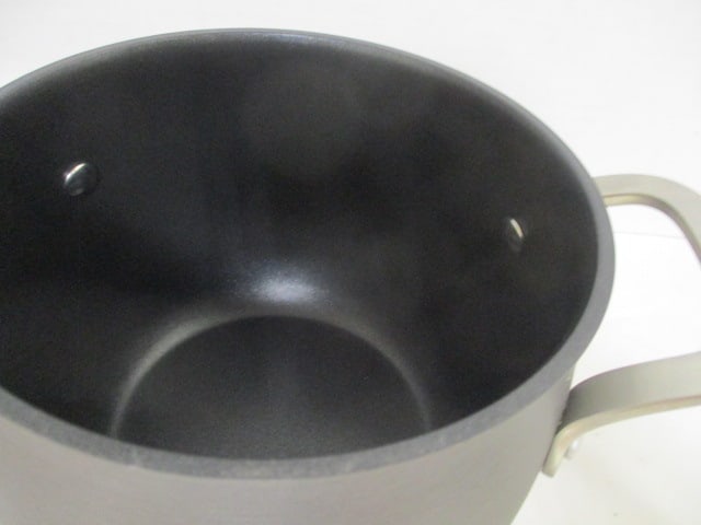 Belgique 3 Quart Pot with Glass Lid - 3