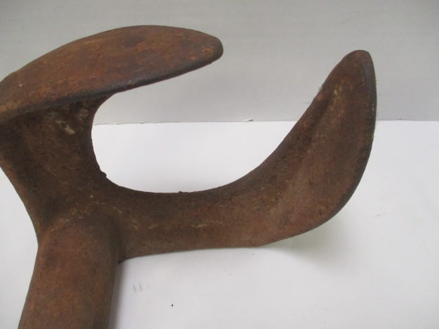 Vintage Cast Iron Cobbler's Anvil - 3