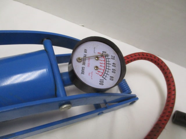 Kpax 100 Air Pressure Gauge and Spalding Championship Pump - 4