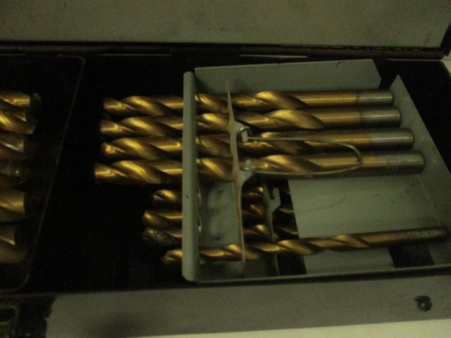 Vintage Fractional and Wire Gauge Drill Bit Index Set in Metal Case - 3