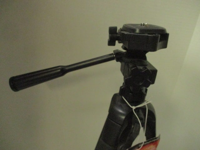 New Old Stock Sunpak Platinum Plus Aluminum Camera and Camcorder Tripod - 4