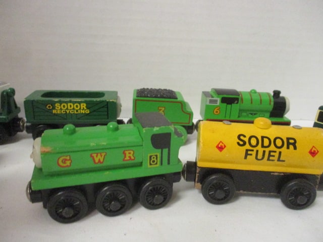 Collection of Vintage Thomas the Train Engine Wood Train Engines and Cars - 3