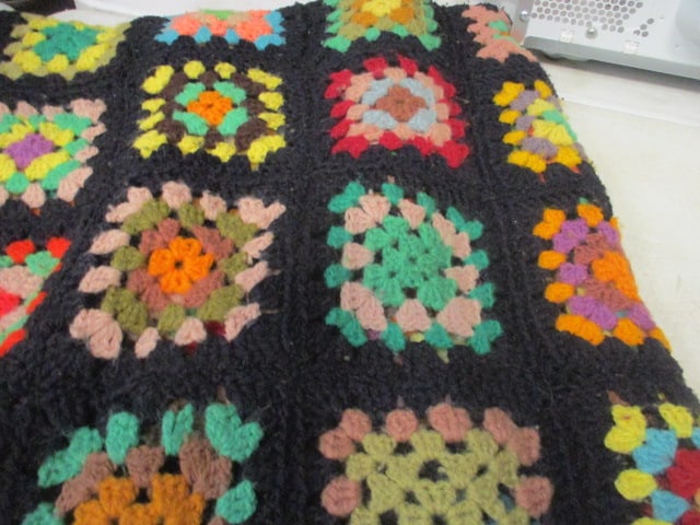 2 Vintage Handmade Afghan Blankets - 11