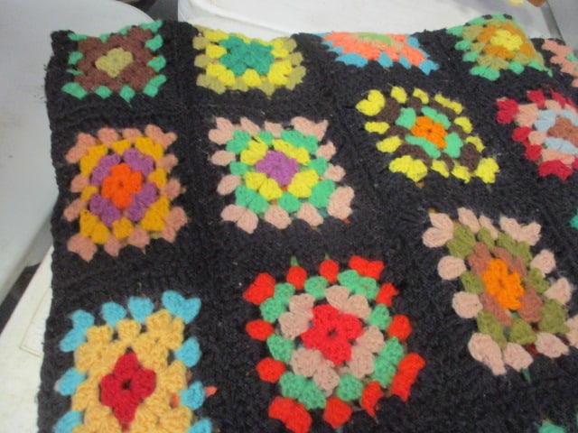 2 Vintage Handmade Afghan Blankets - 12